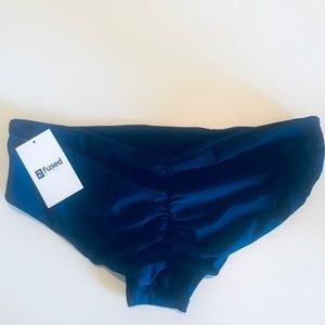 Fused Kona navy ruched seamless bikini bottom